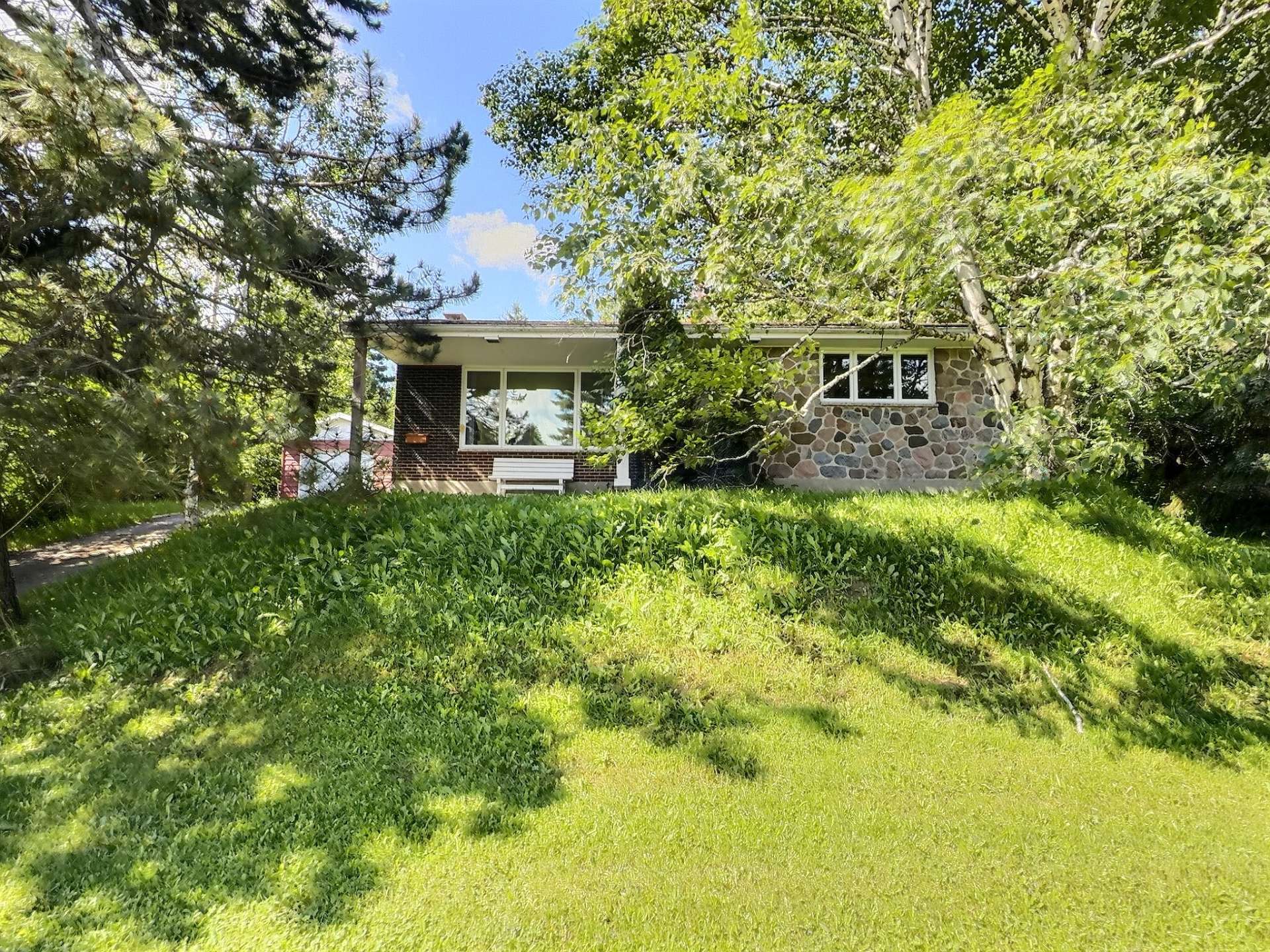 1358 Rue Lindbergh — photo 1