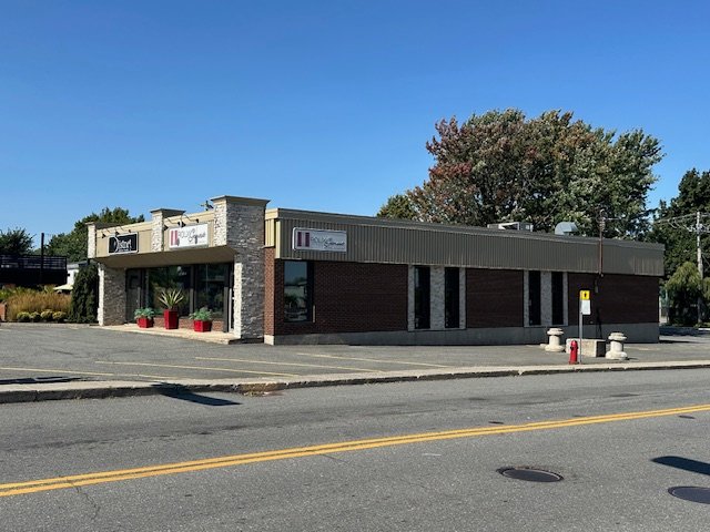 Bâtisse commerciale/Bureau à vendre, Princeville