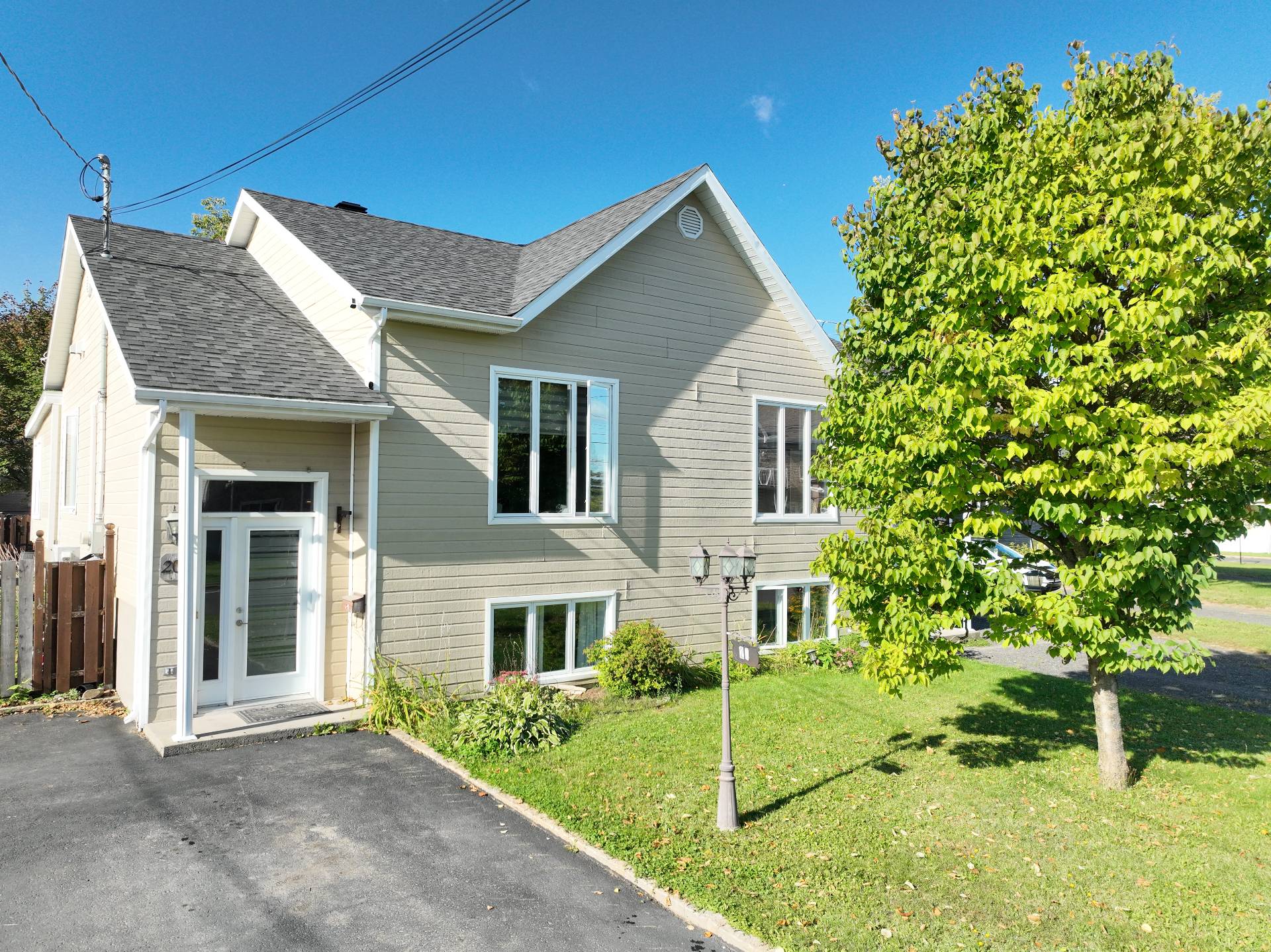 20 Rue Demers — photo 1