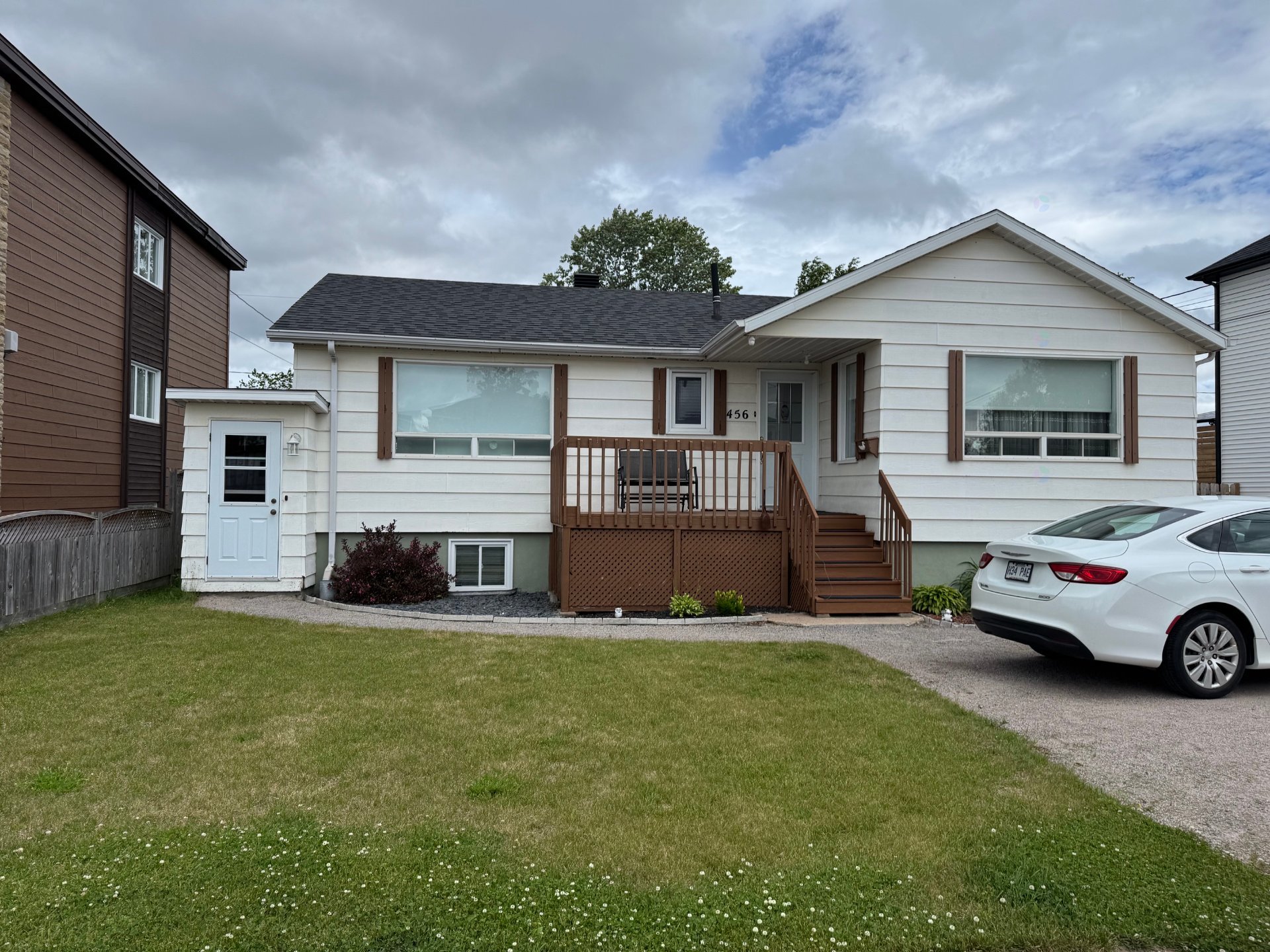 456 Av. Cartier — photo 1