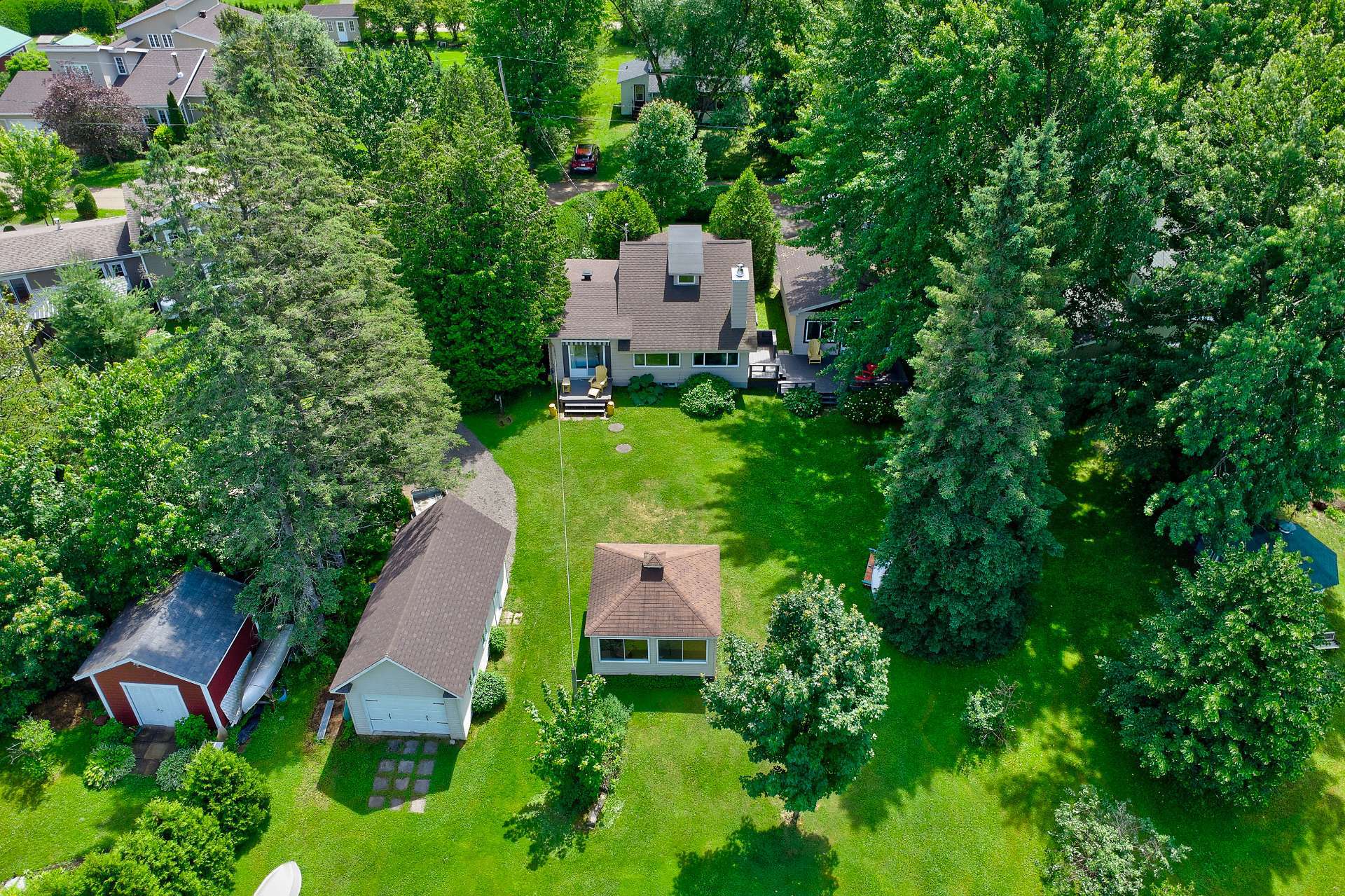 1541 2e avenue de la Pointe-aux-Ormes — photo 3