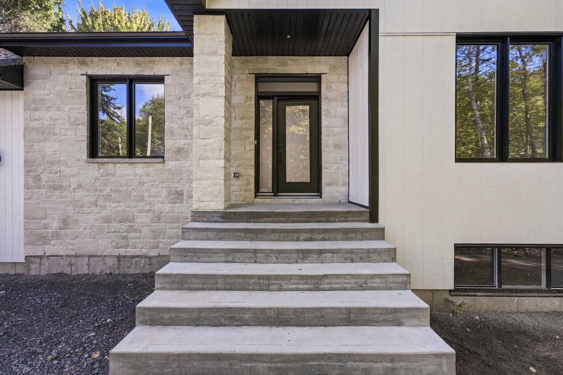 4709 Ch. du Lac-Morgan — photo 3
