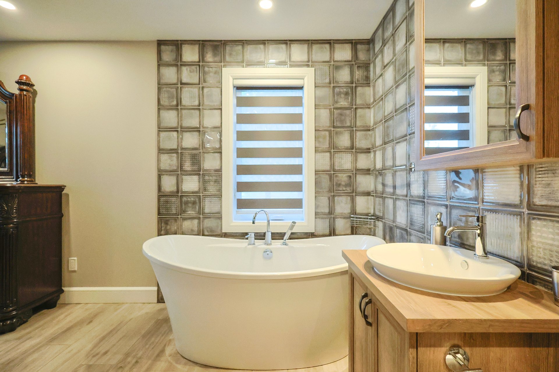 Salle de bains attenante à la CCP