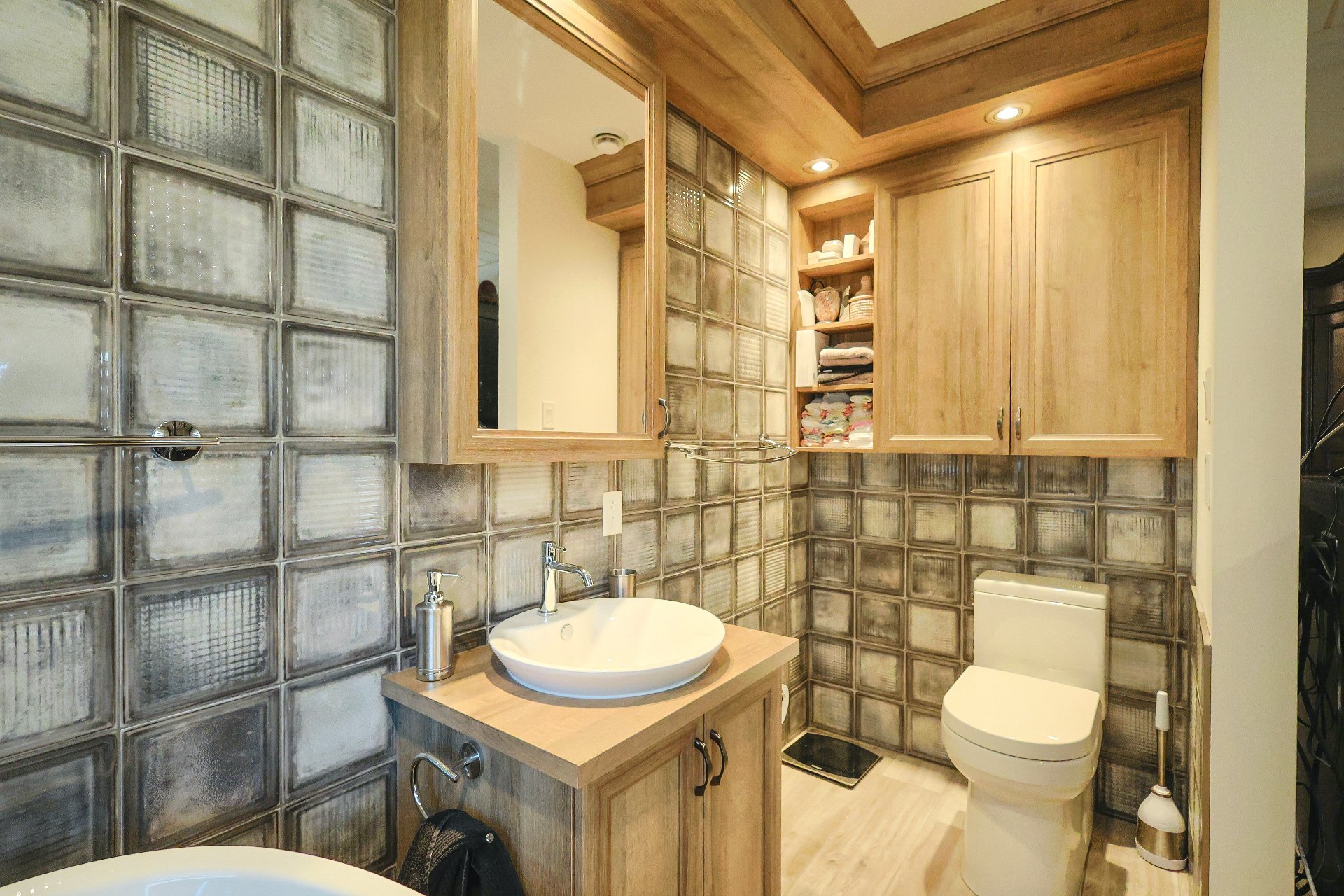 Salle de bains attenante à la CCP