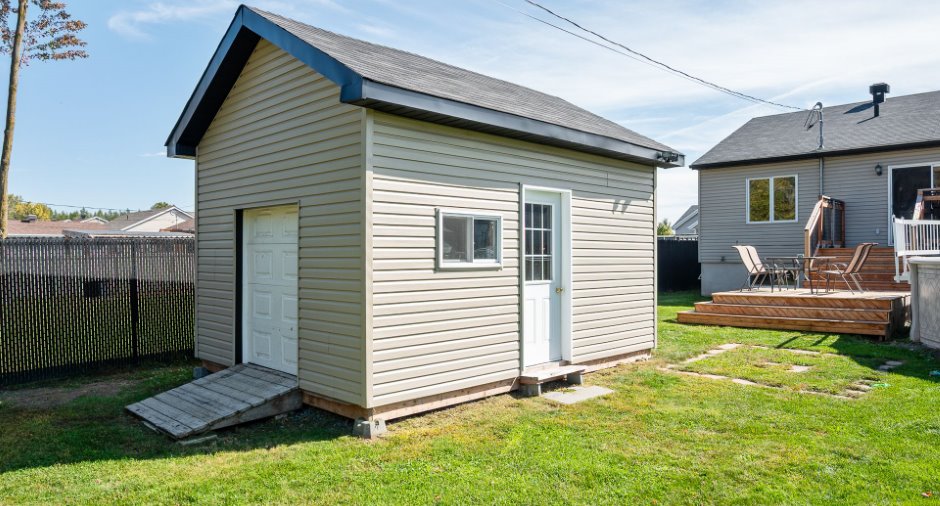 Shed