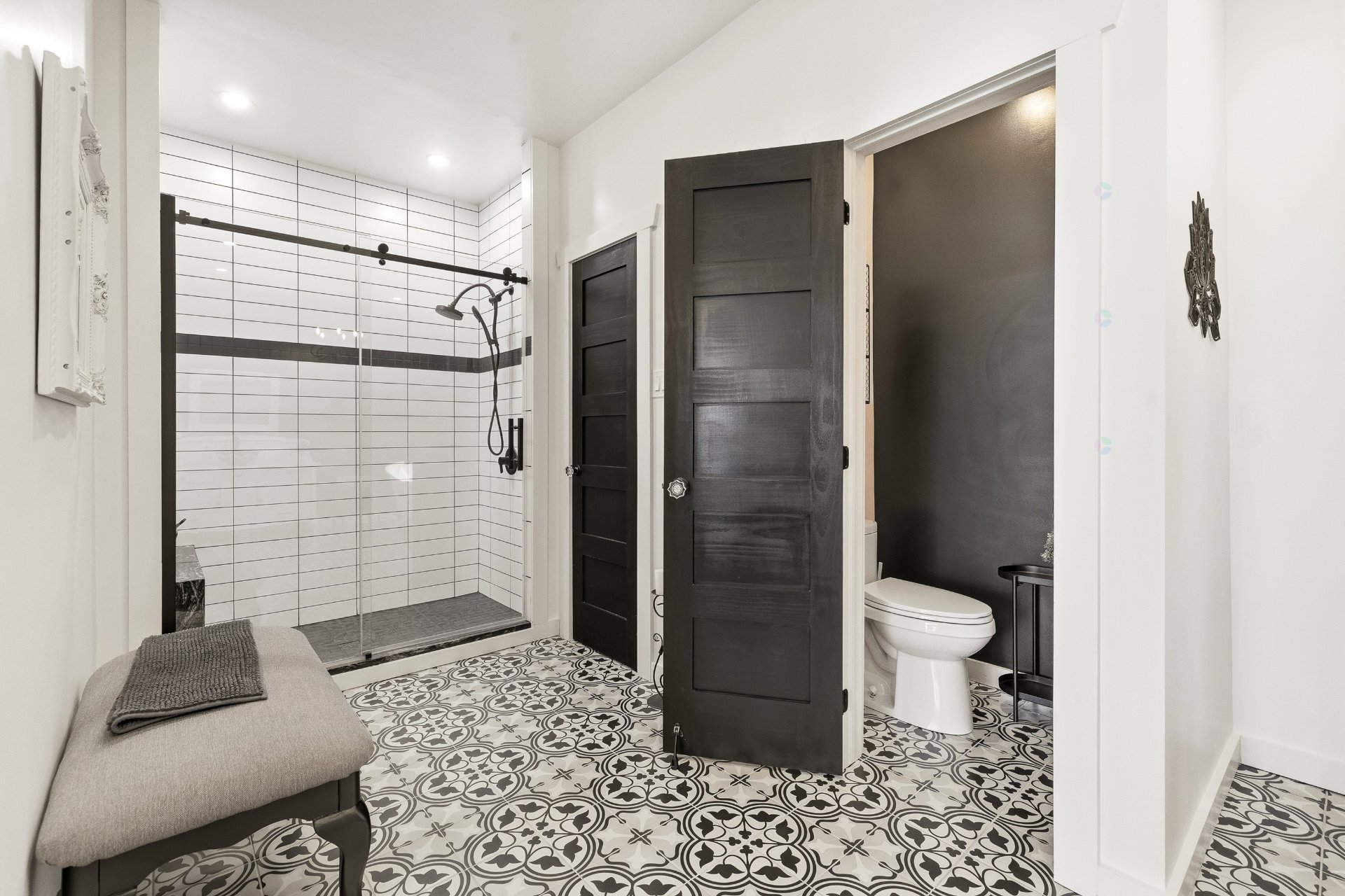 Salle de bains attenante à la CCP