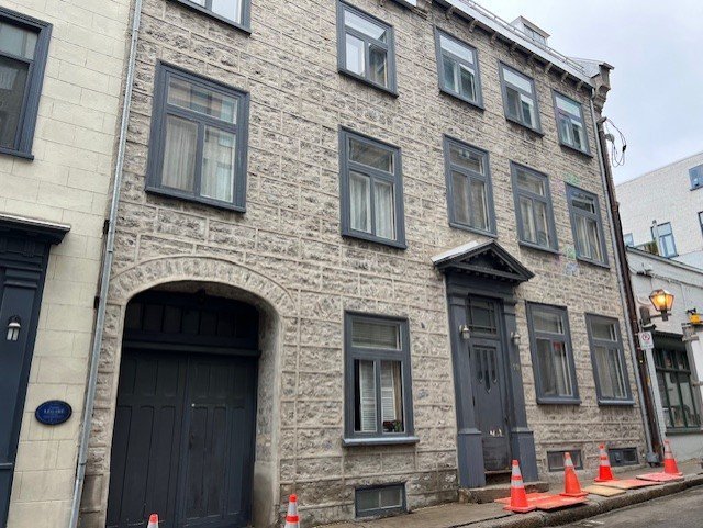 19 Rue Ste-Angèle — photo 1