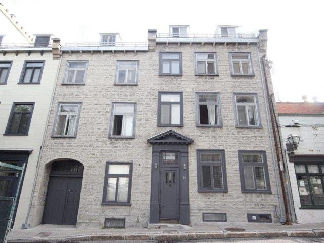 19 Rue Ste-Angèle — photo 2