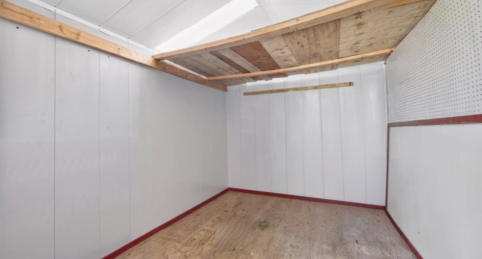 Shed