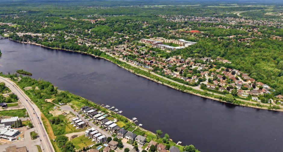 Accès au plan d'eau