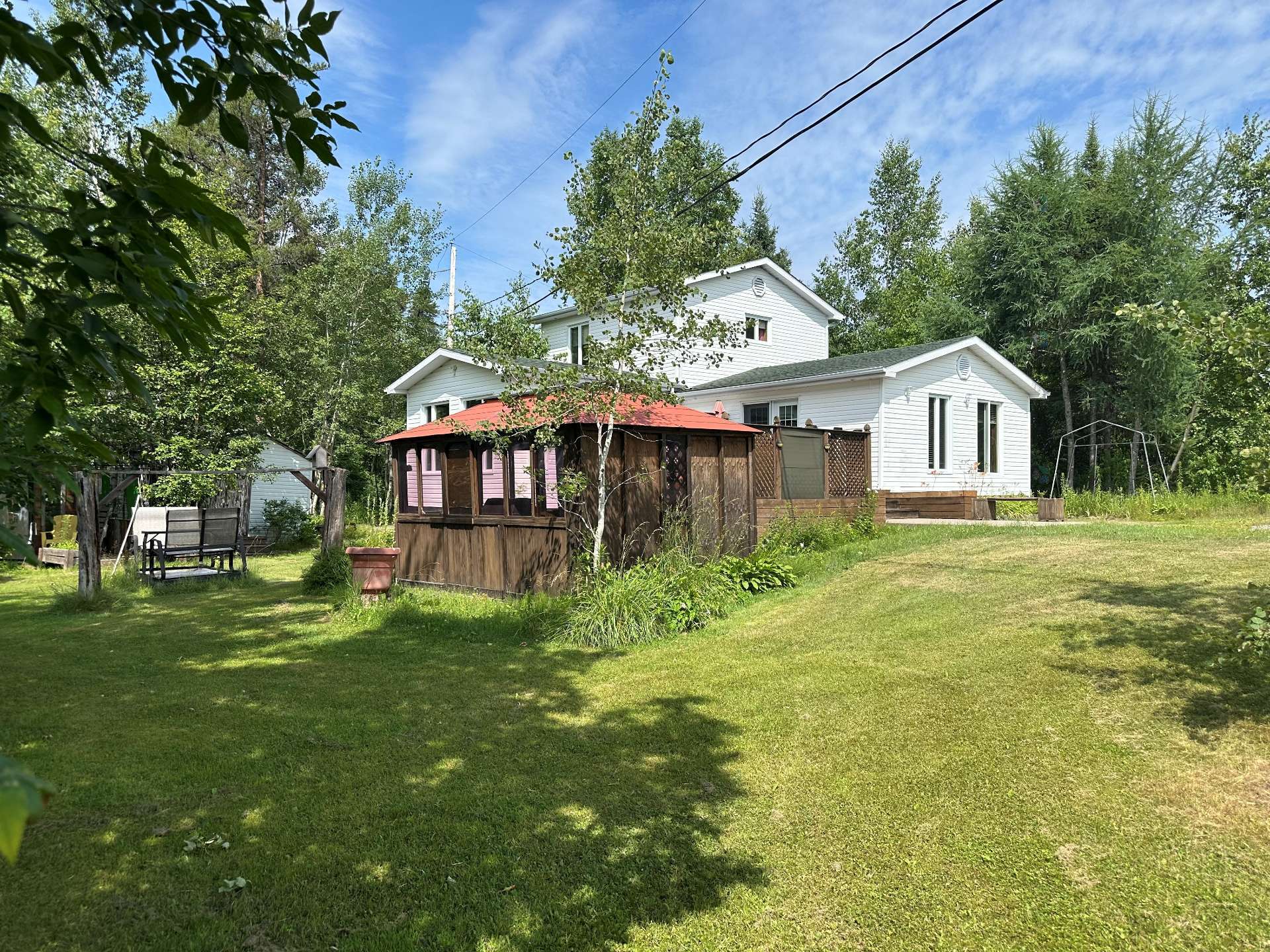 640 Rue des Chalets — photo 1