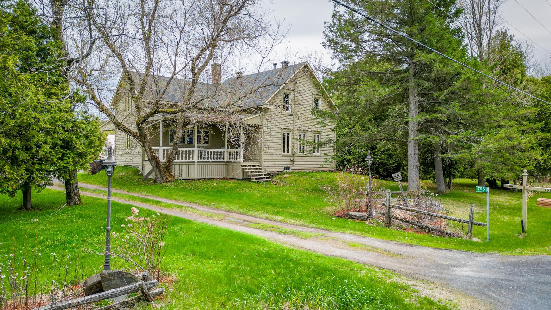 795 Rg Ste-Éveline — photo 1