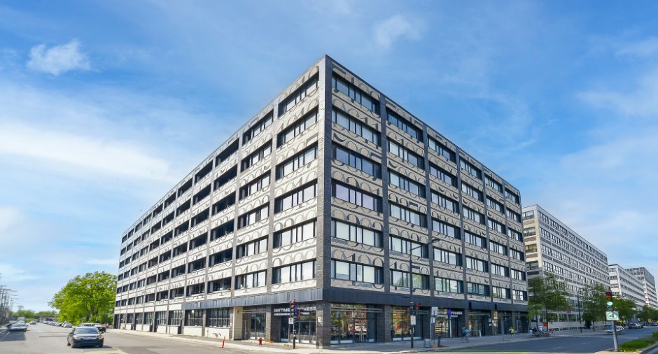 Façade