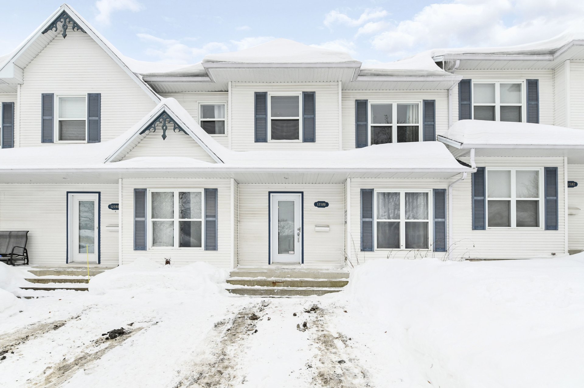 Two or more storey for sale, Québec
