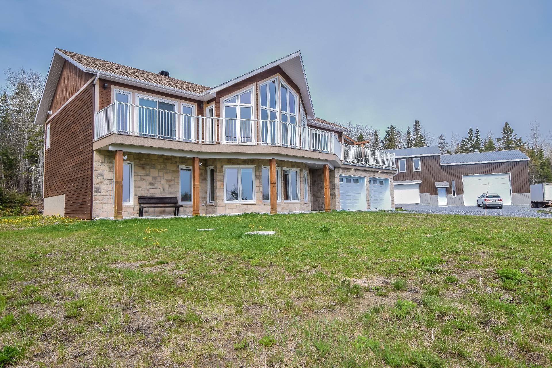 102 30e Rue O. — photo 2
