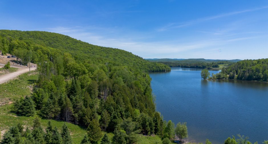 Vue sur l'eau