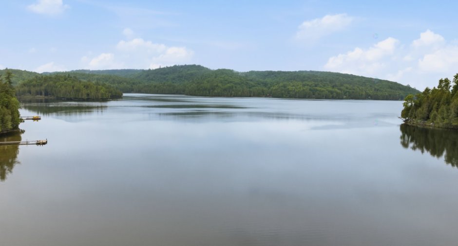 Accès au plan d'eau