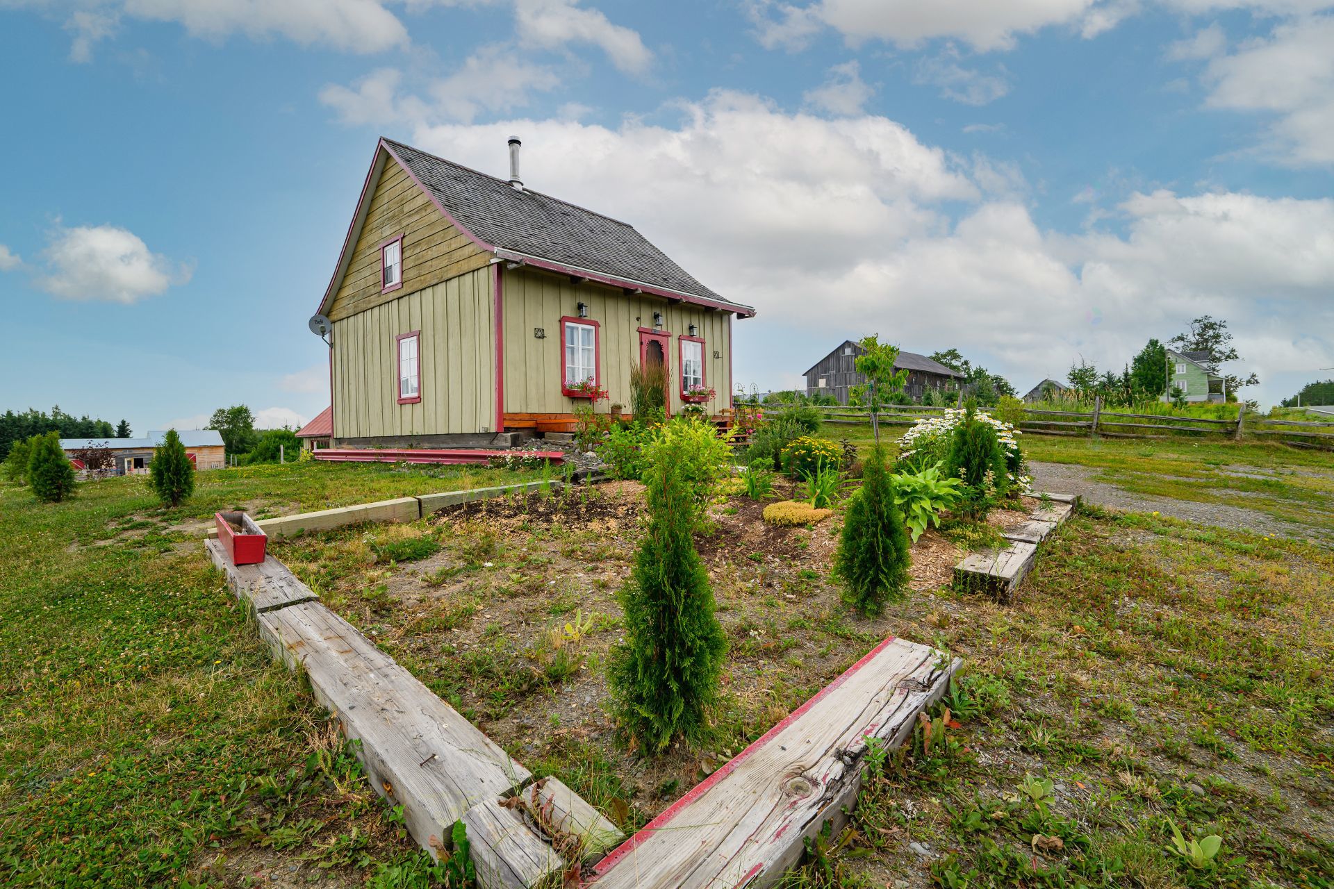 530 Rg du Petit-Village — photo 3