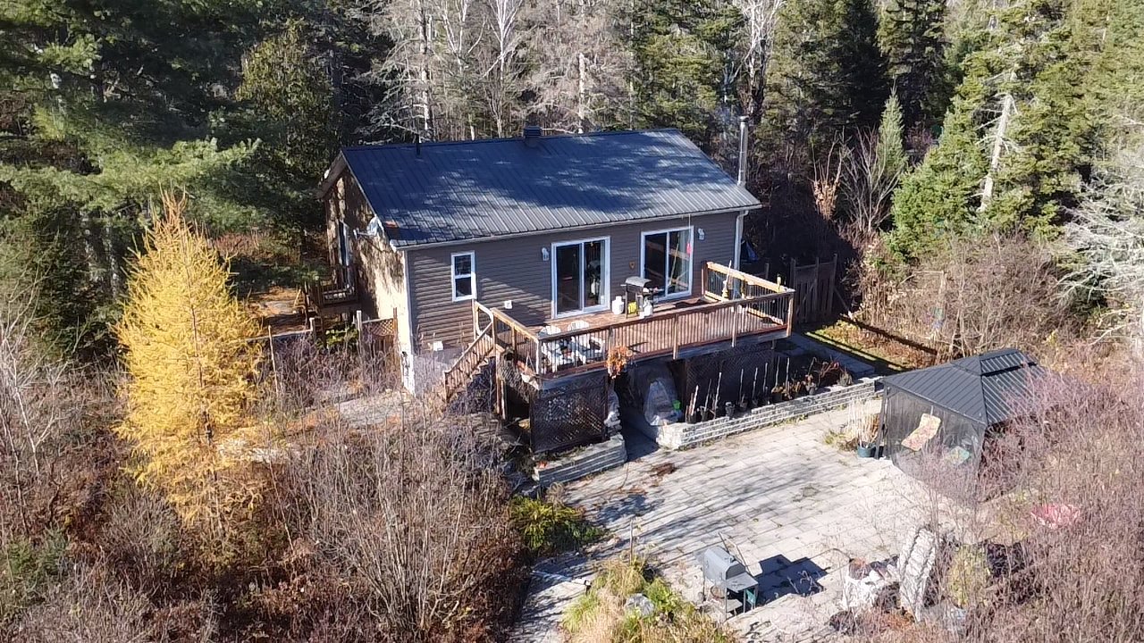 143 Ch. du Lac-Allard — photo 1