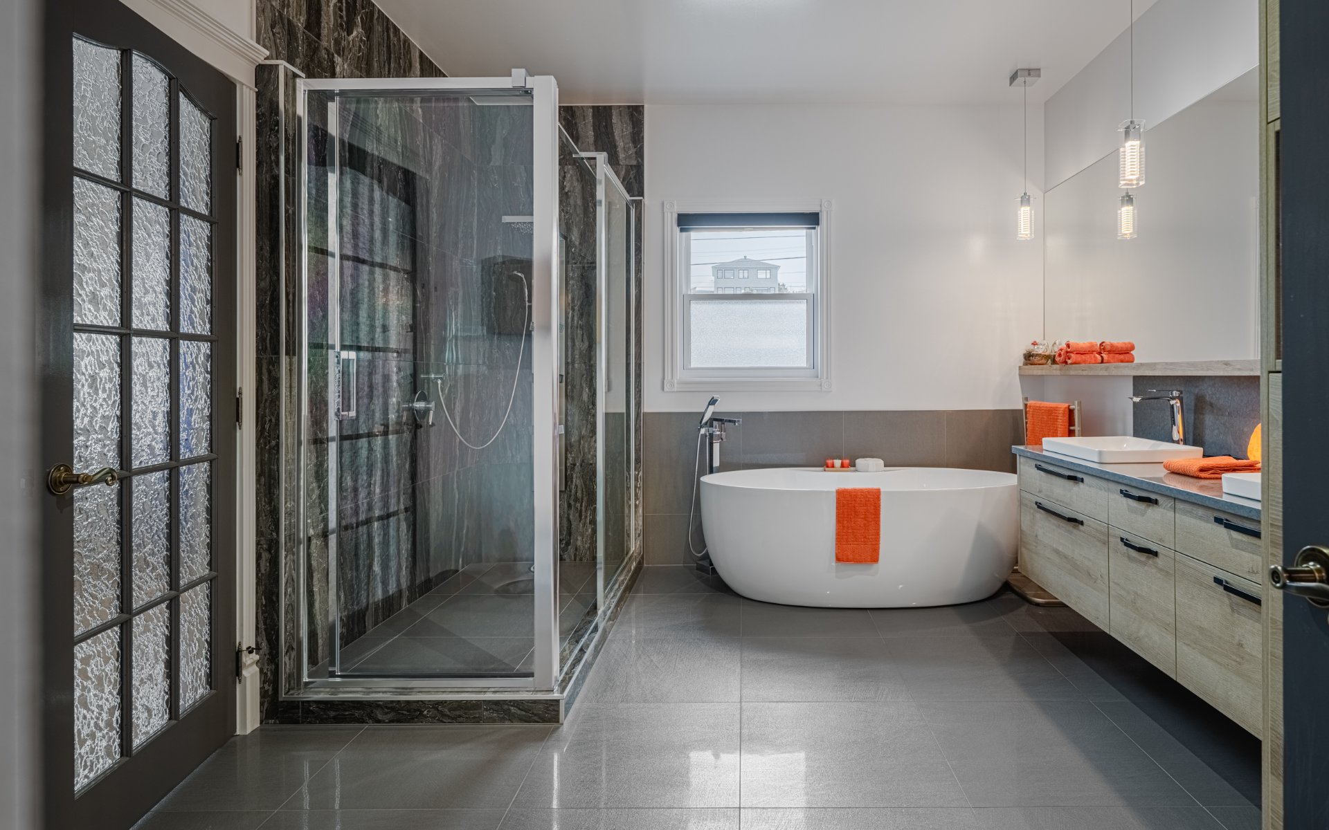 Salle de bains attenante à la CCP