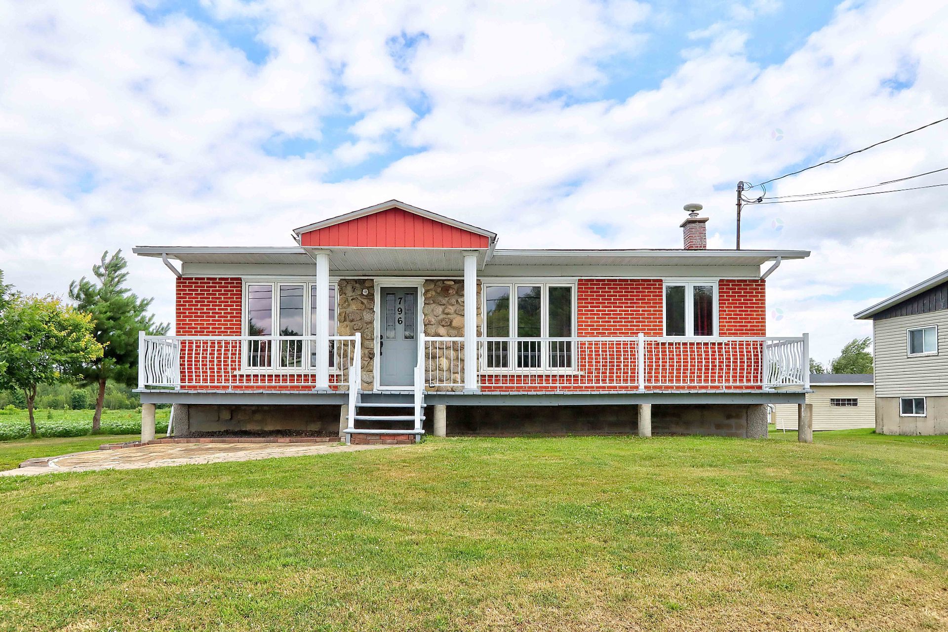 796 Ch. de la Rivière-du-Loup — photo 1