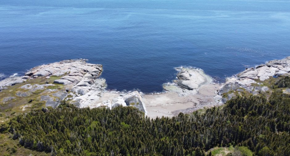 Accès au plan d'eau