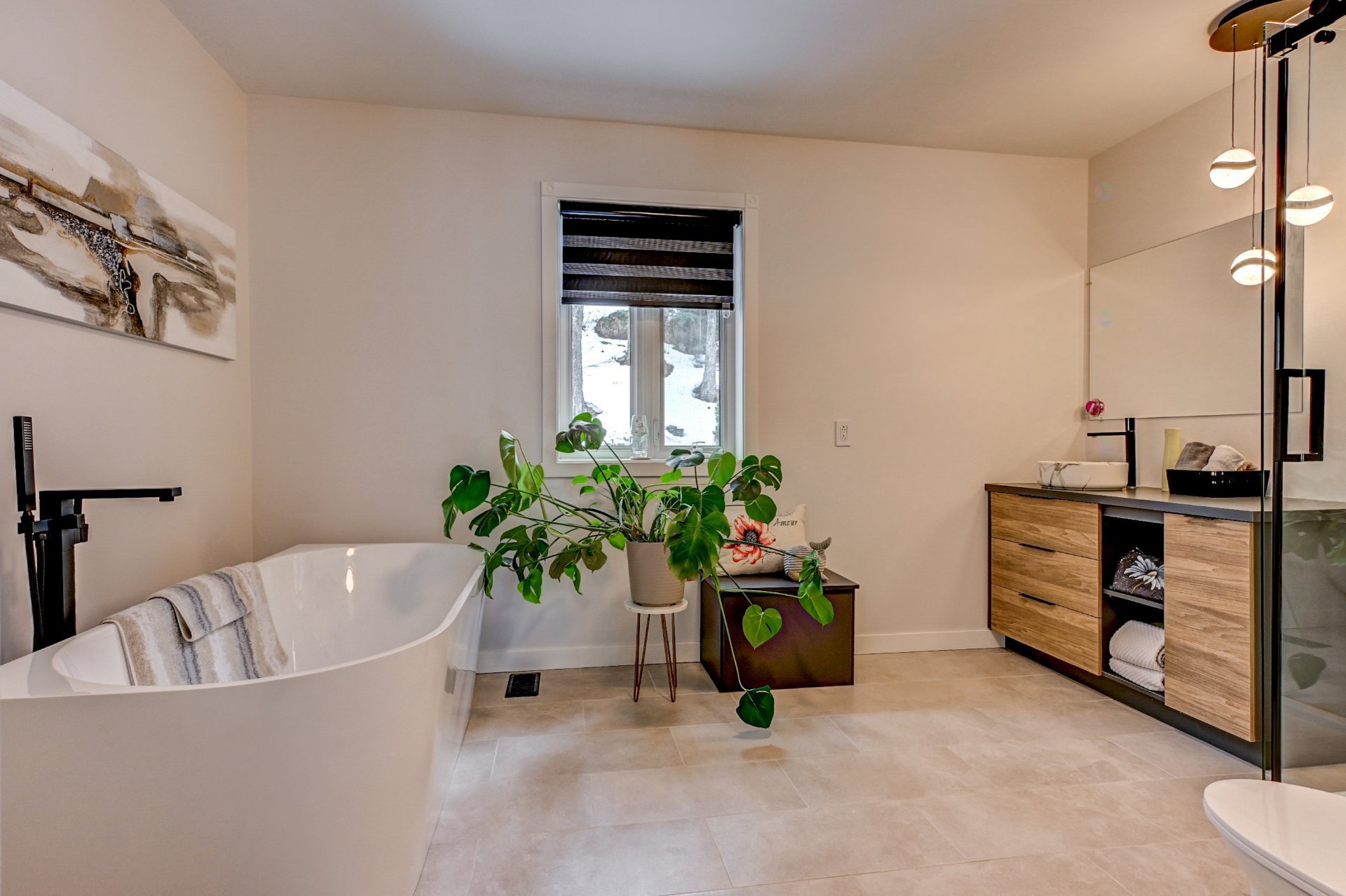 Salle de bains attenante à la CCP