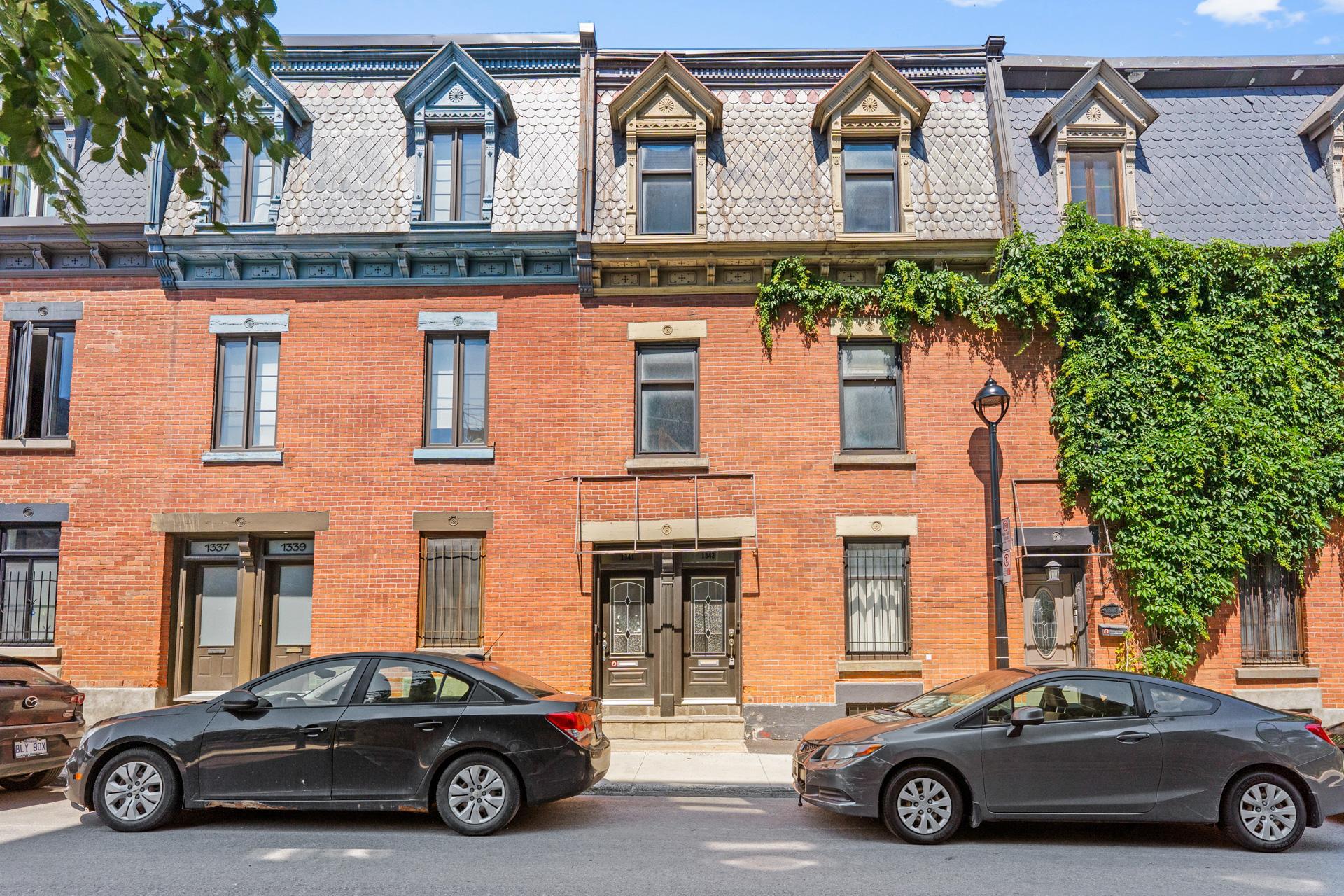 1341 Rue Ste-Rose — photo 1