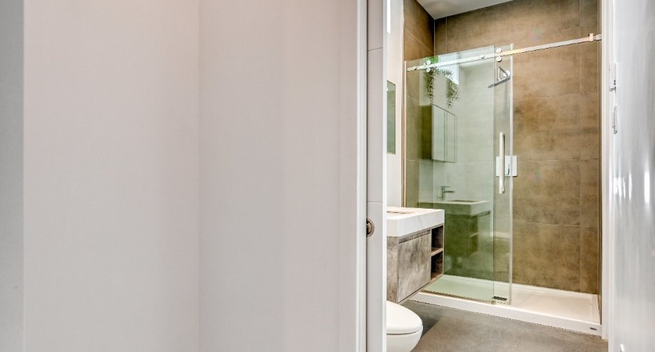 Salle de bains attenante à la CCP