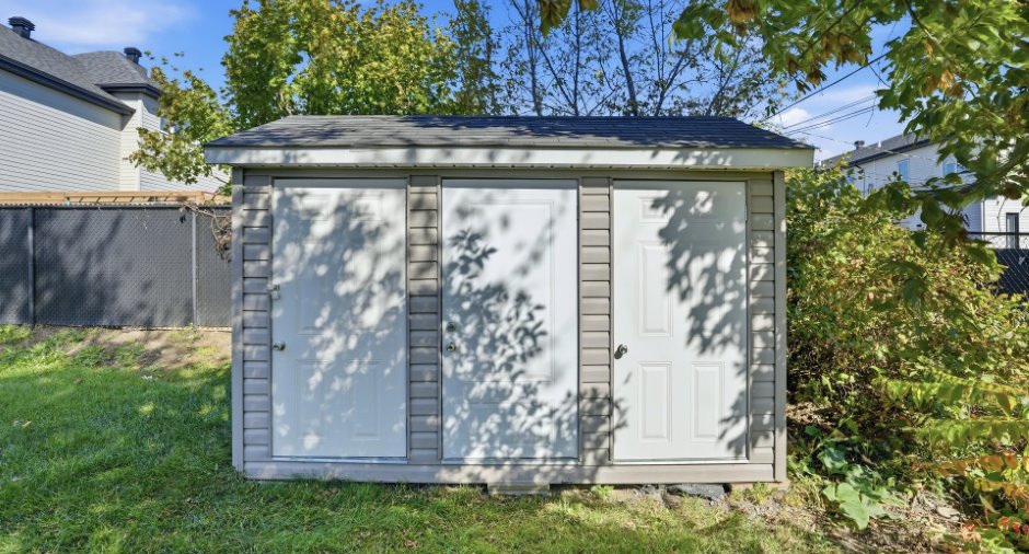 Shed