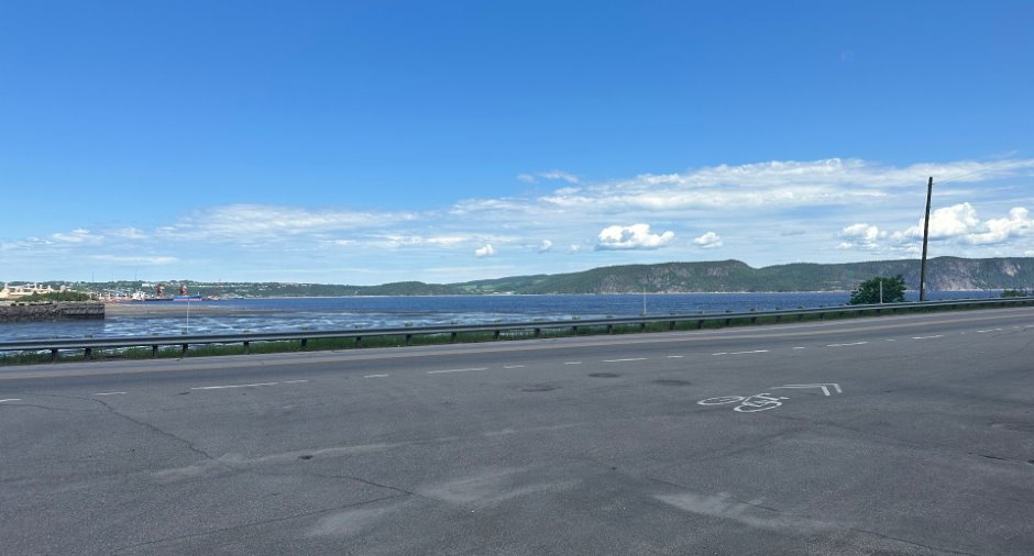 Vue sur l'eau