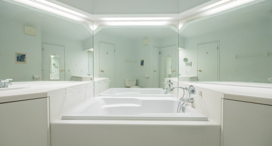 Salle de bains attenante à la CCP