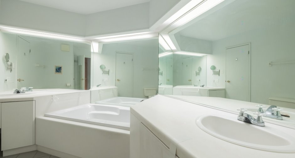 Salle de bains attenante à la CCP