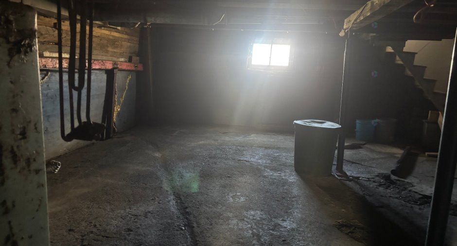 Cave/ chambre froide