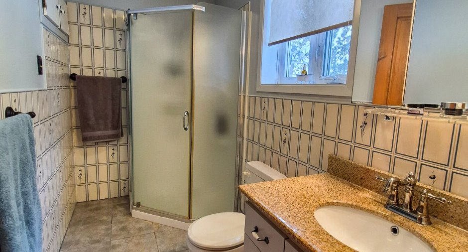 Salle de bains attenante à la CCP