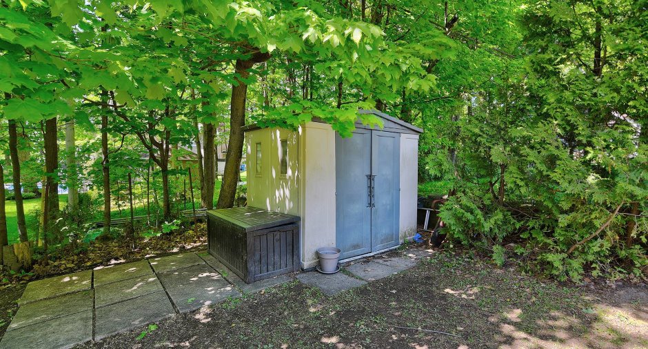 Shed