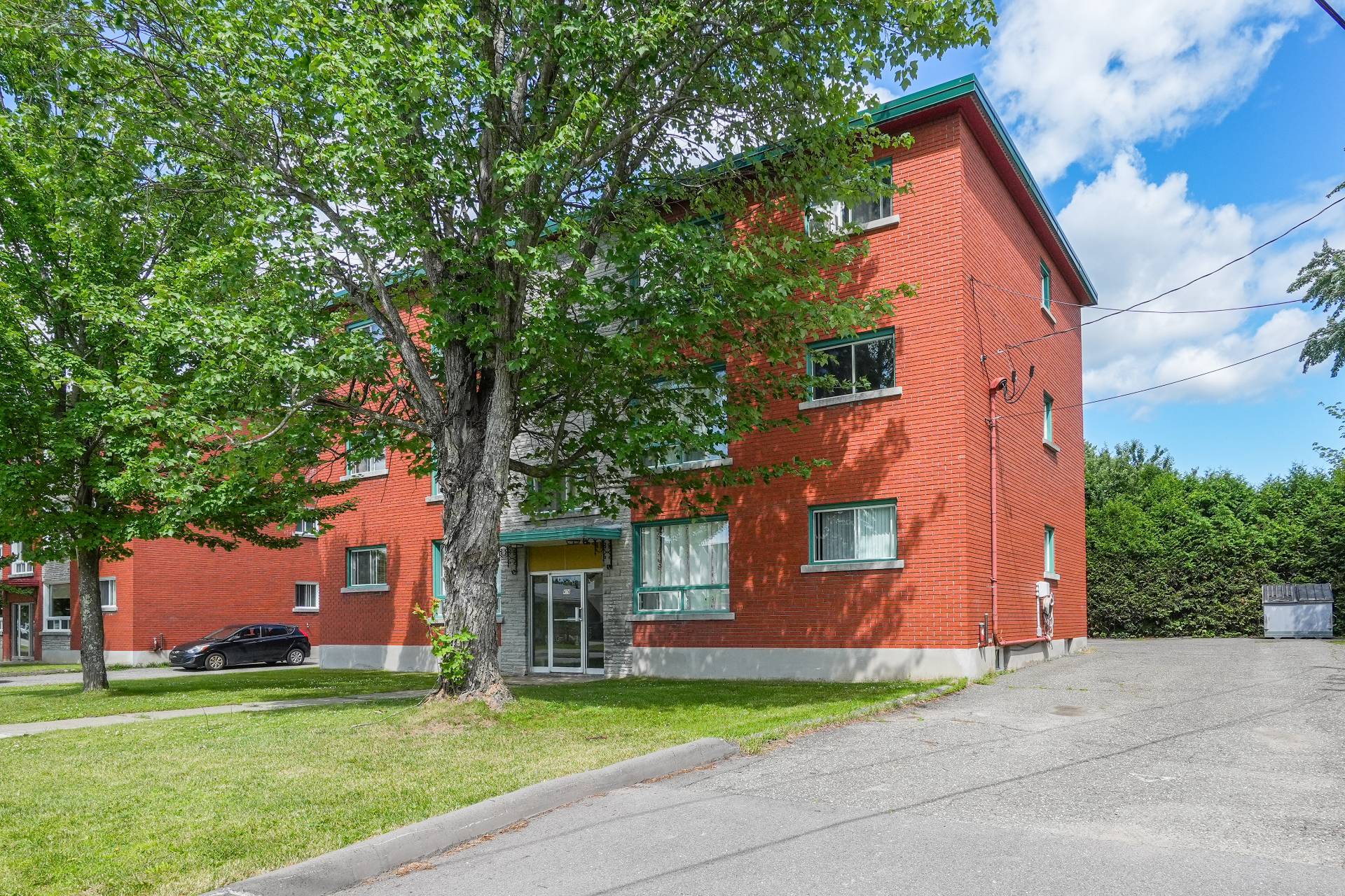 Propriété à revenus à vendre, Sherbrooke