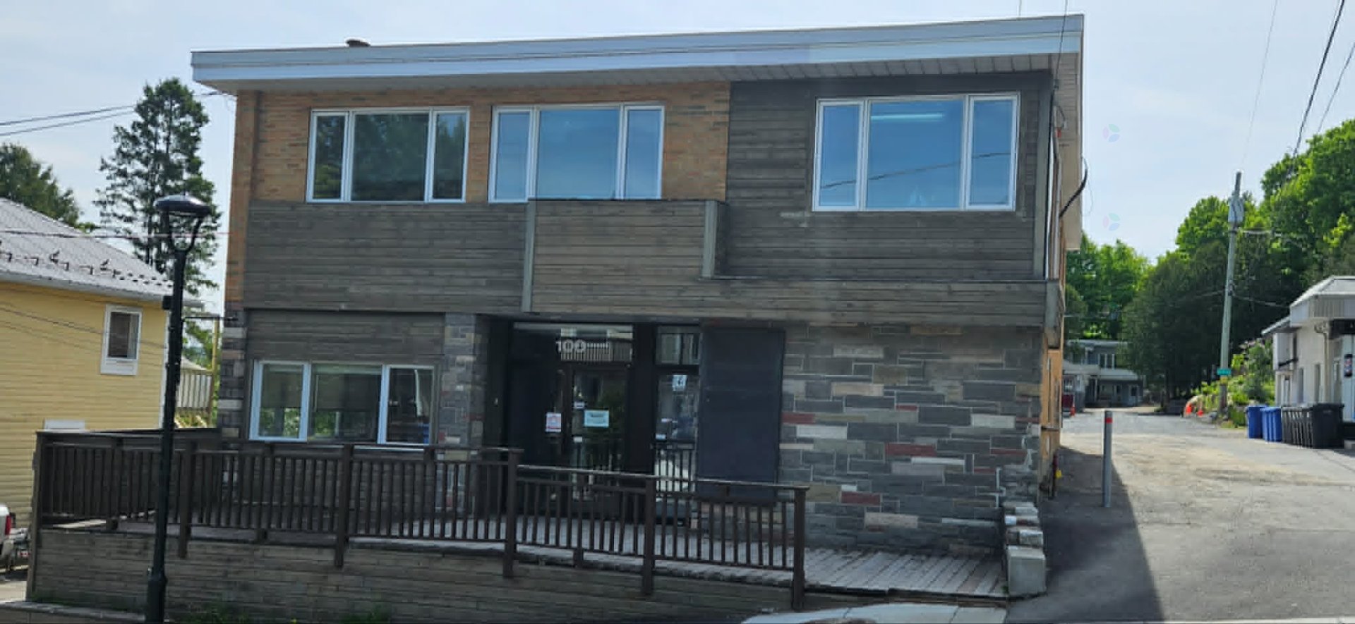 Façade