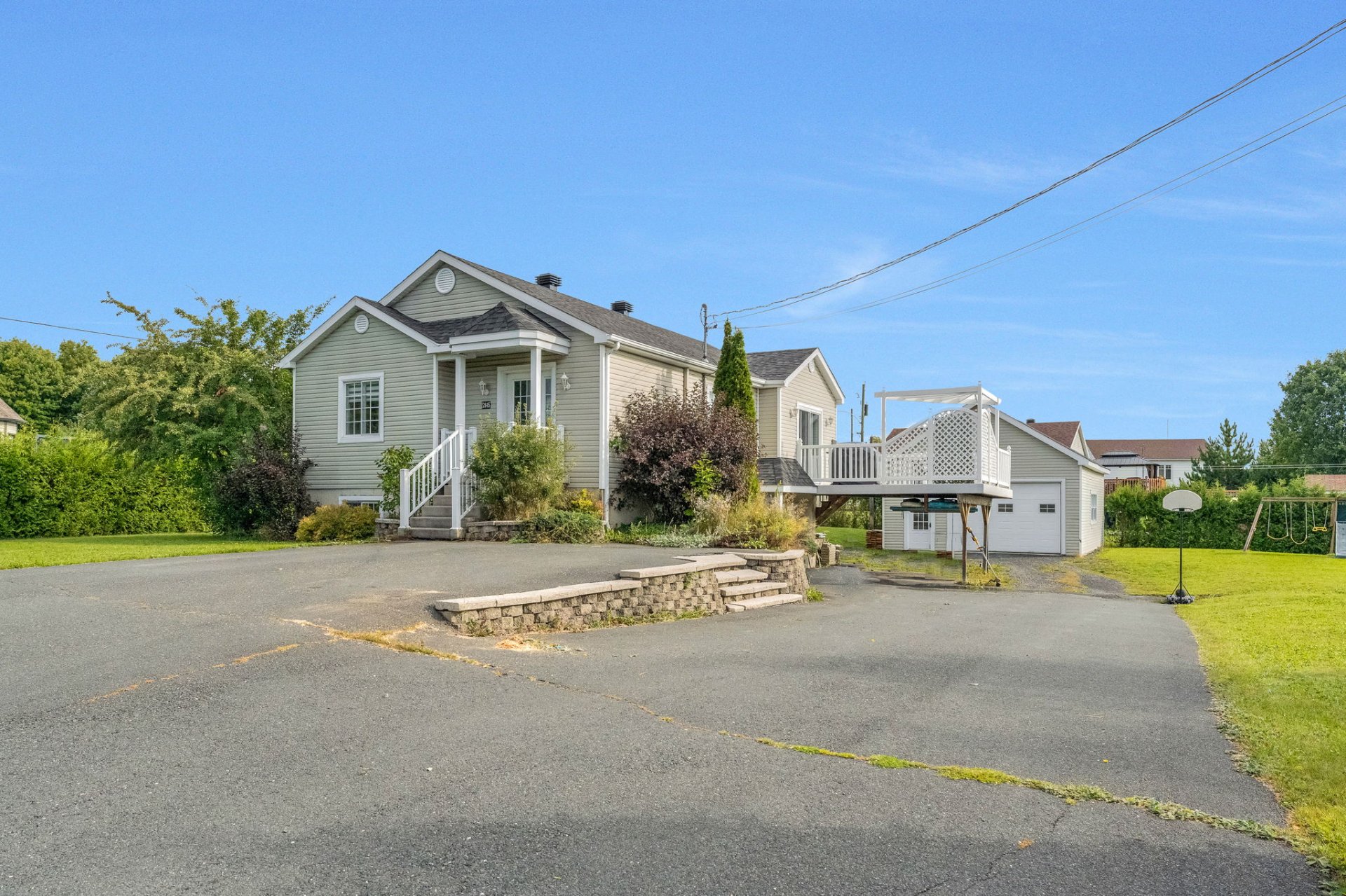 12645 35e Avenue — photo 3