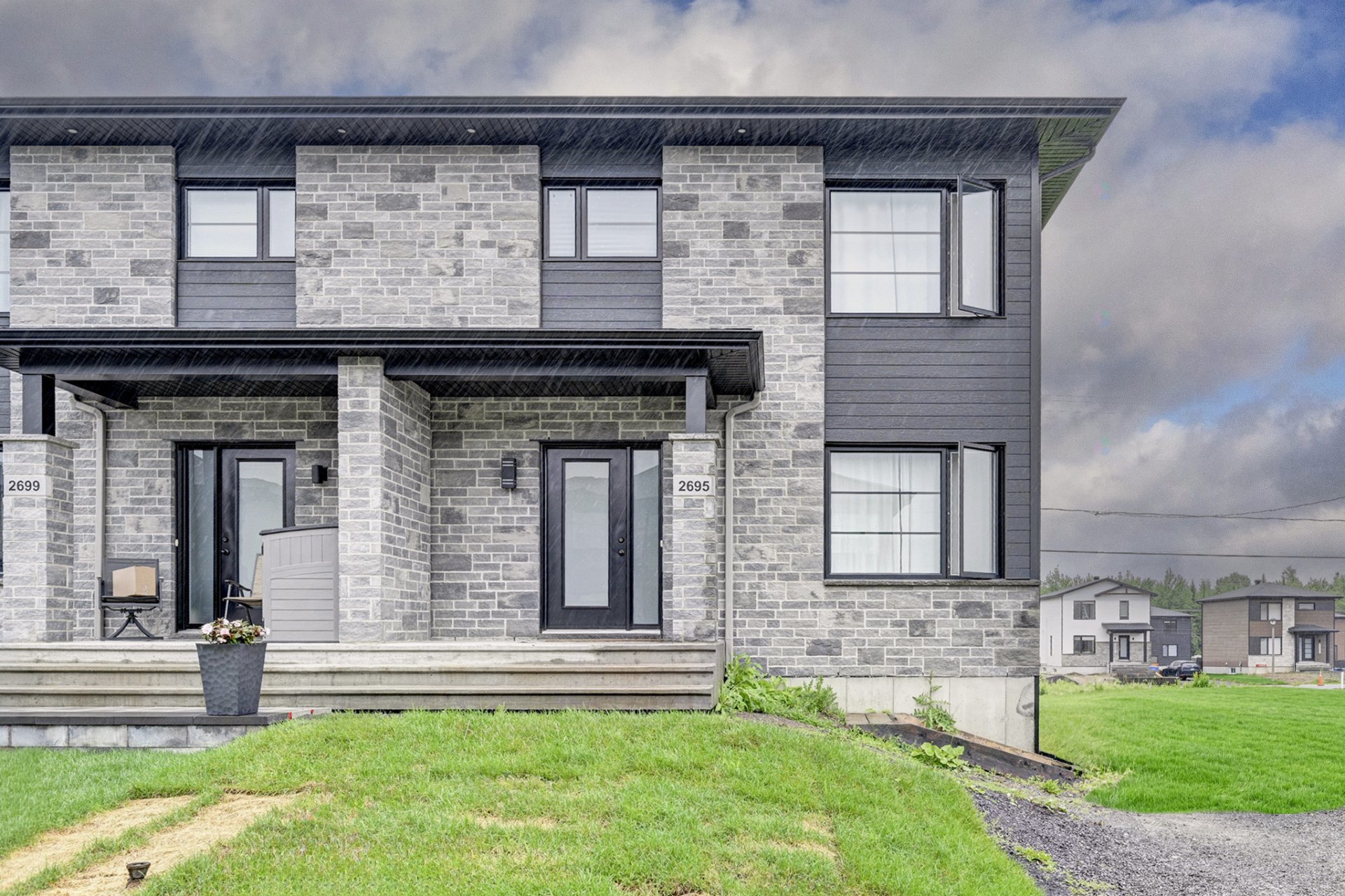 2695 Rue de Charlevoix — photo 1