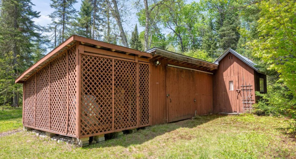 Shed