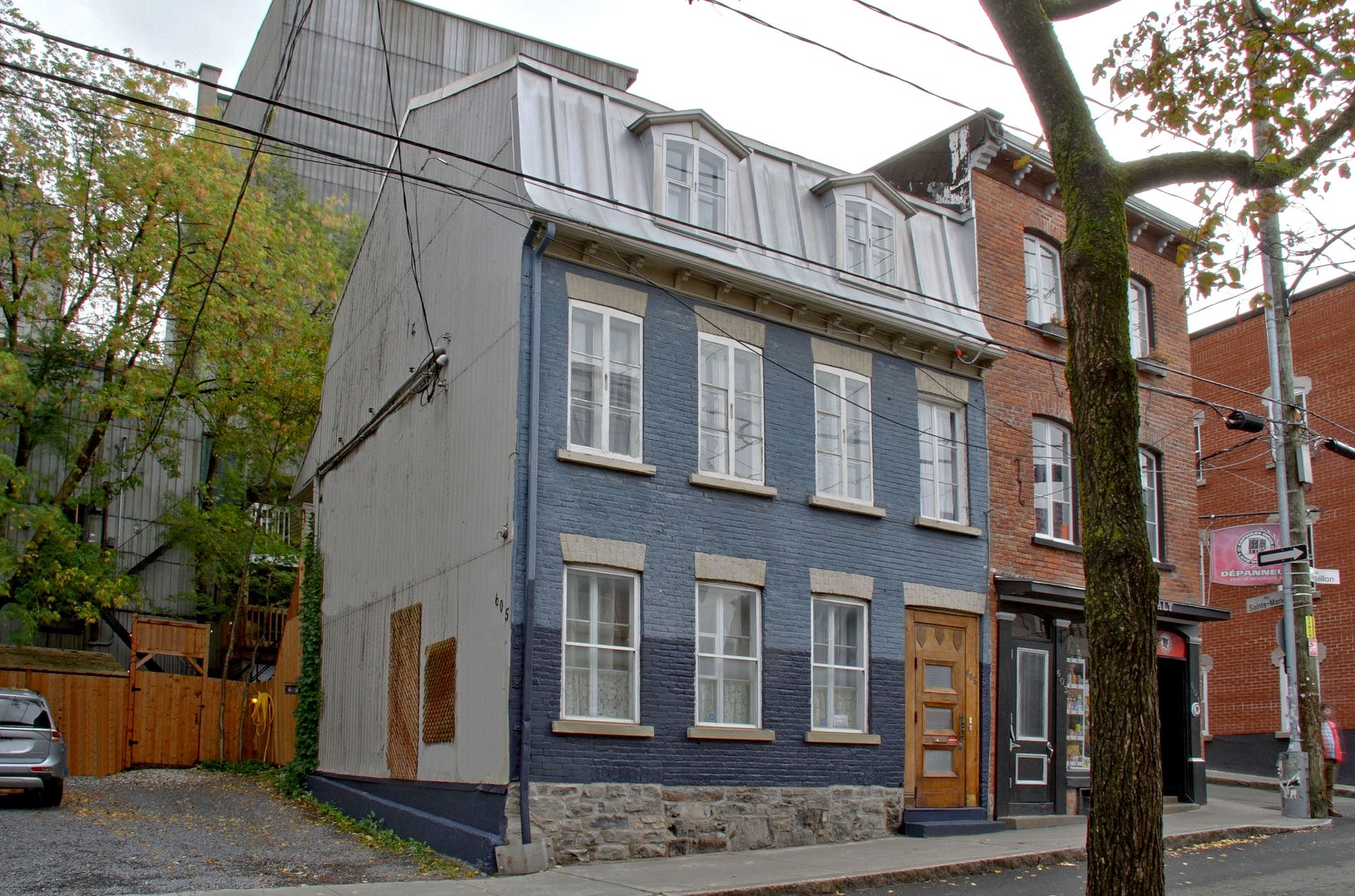 Façade