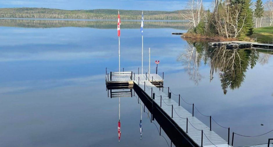 Accès au plan d'eau