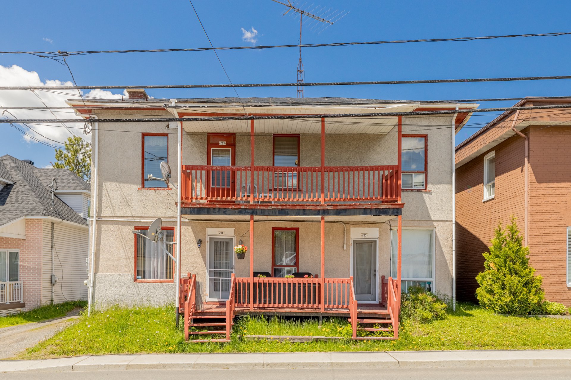 261-265 Rue St-Jacques — photo 1