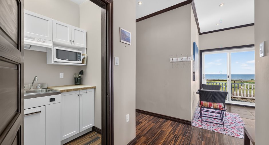 Kitchenette