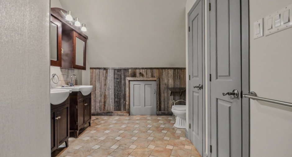 Salle de bains attenante à la CCP