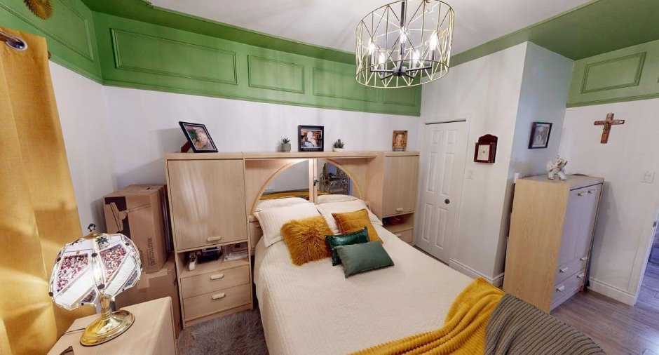 Primary bedroom