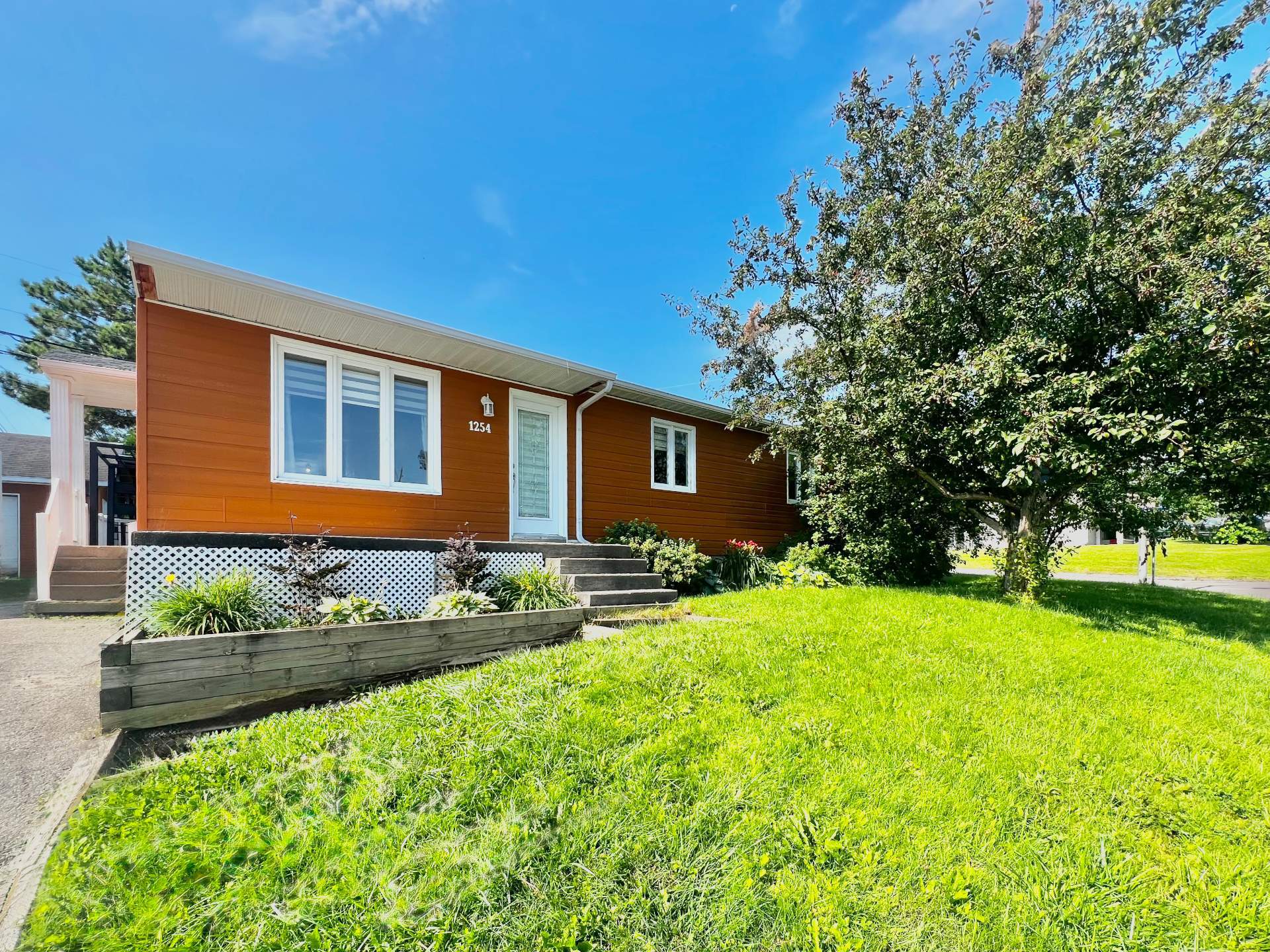 1254 Boul. Olivier-Vien — photo 1