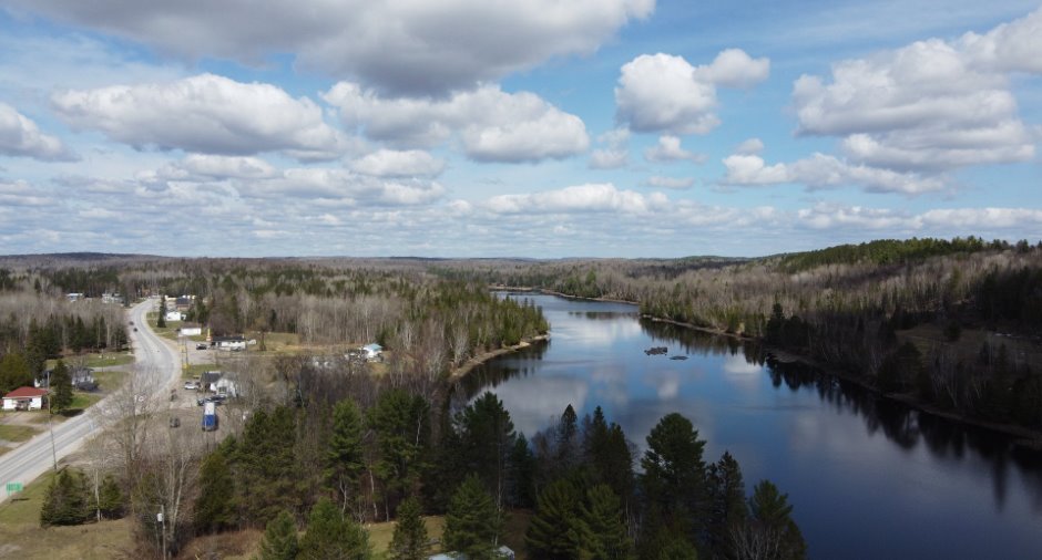 Vue sur l'eau