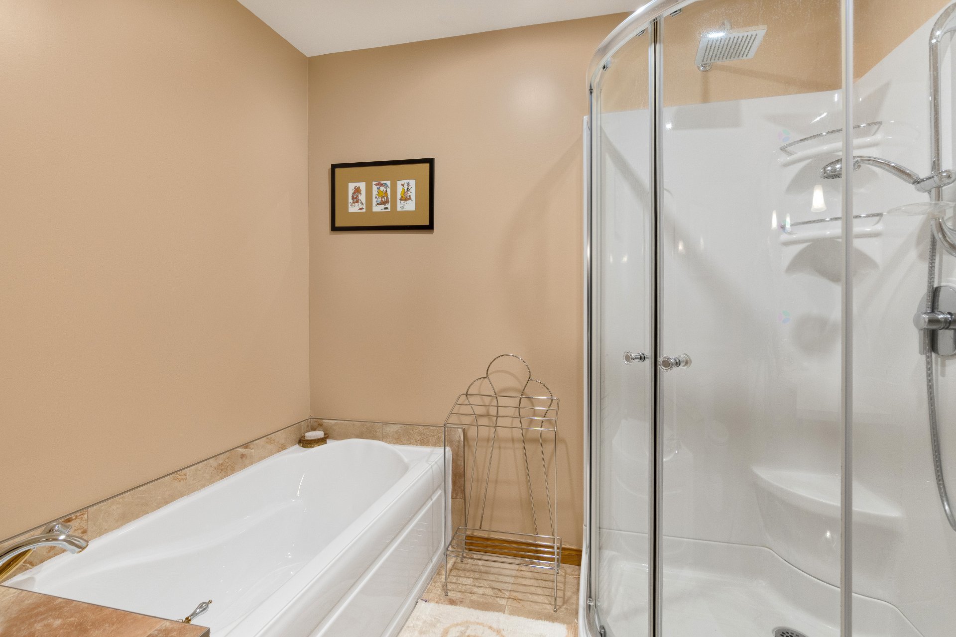 Salle de bains attenante à la CCP